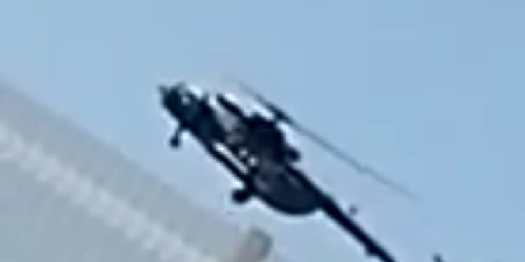 Se desploma helicóptero de la Marina