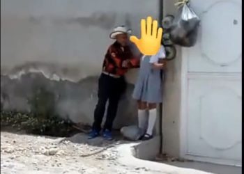 Adulto mayor es captado abusando de una niña